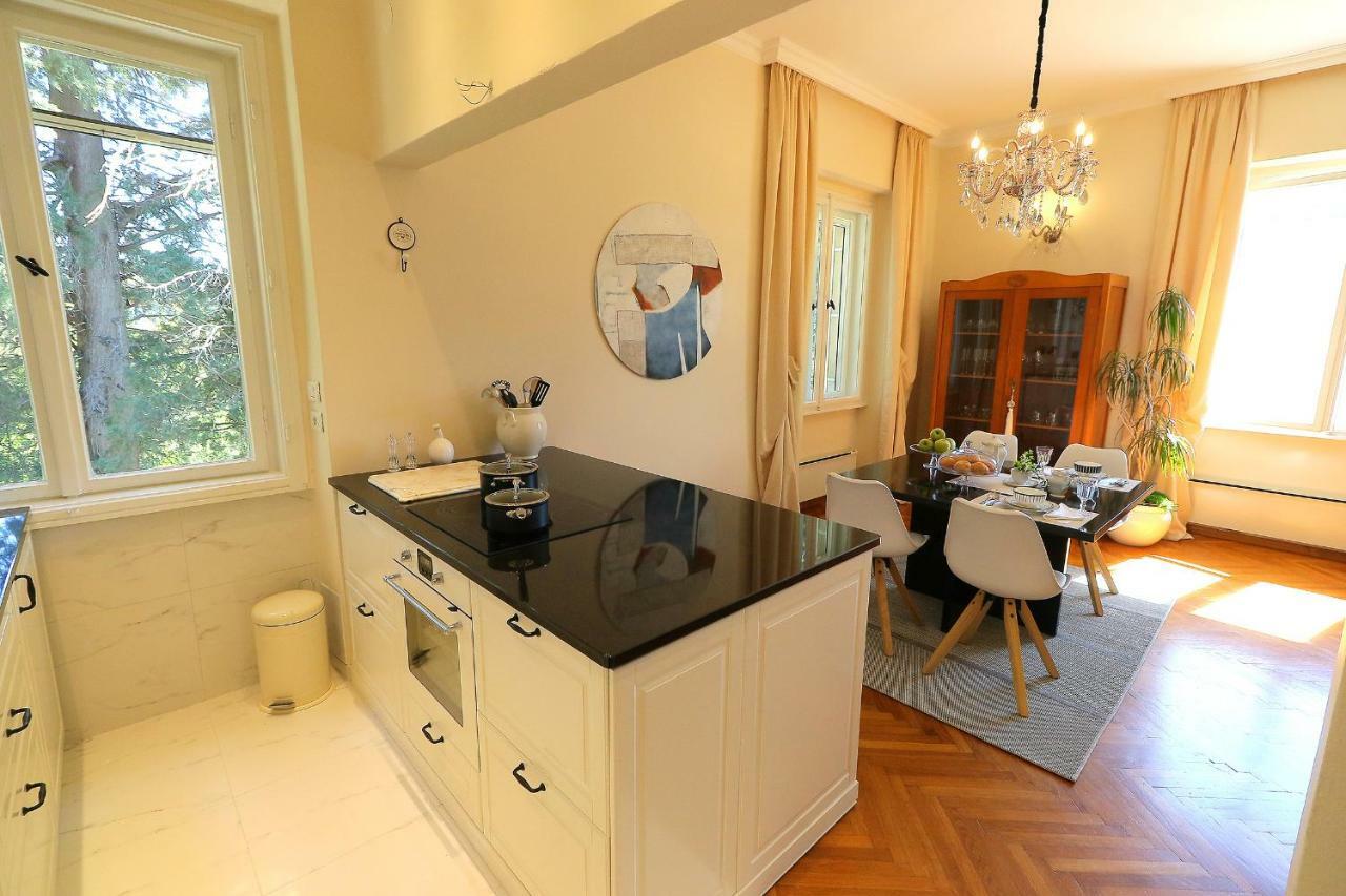 Apartment Miramare On The Beach Spalato Esterno foto
